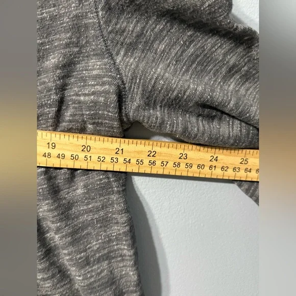 Free People Oversized Dark Grey Long Sleeve Tunic Top With Slit Sides Size M - Picture 7 of 9